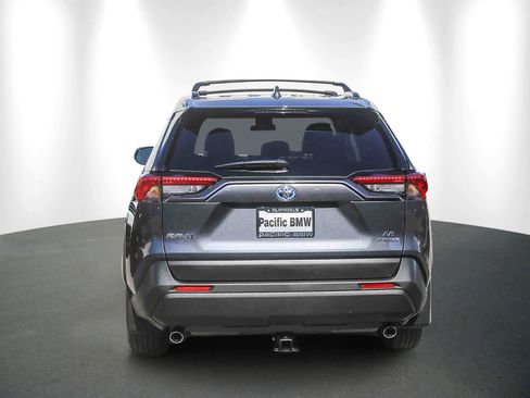 Used 2024 Toyota RAV4 LE image 5