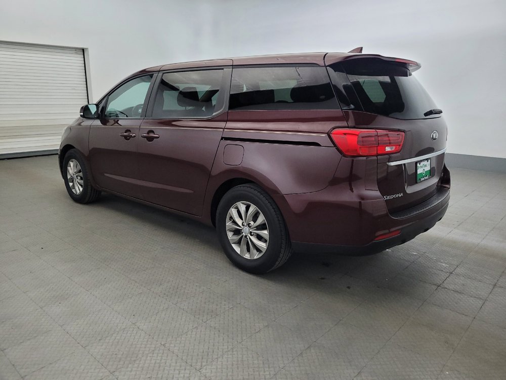 Used 2019 Kia Sedona LX FWD image 3