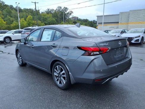 New 2025 Nissan Versa SV w/ Trunk Package image 3
