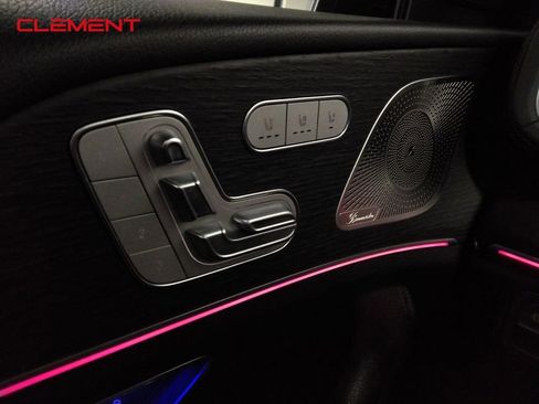 Used 2022 Mercedes-Benz GLS 450 4MATIC image 23