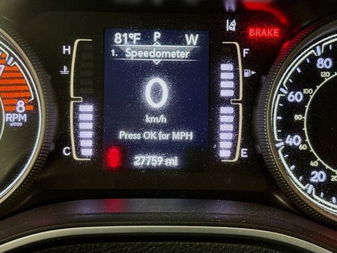 Used 2021 Jeep Cherokee Latitude Lux FWD image 13