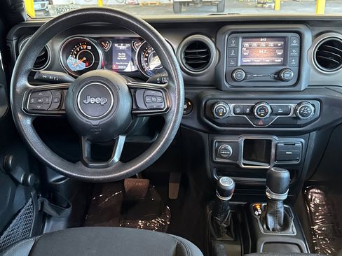 Used 2020 Jeep Gladiator Sport w/ Trailer Tow Package image 15