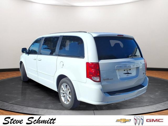 Used 2016 Dodge Grand Caravan SXT w/ Rear Park Assist Package FWD image 3