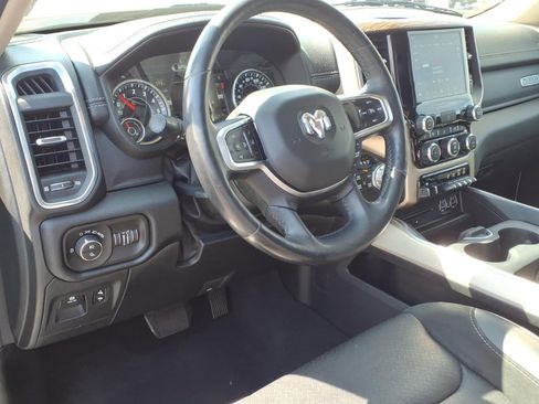 Used 2019 RAM 1500 Laramie image 22