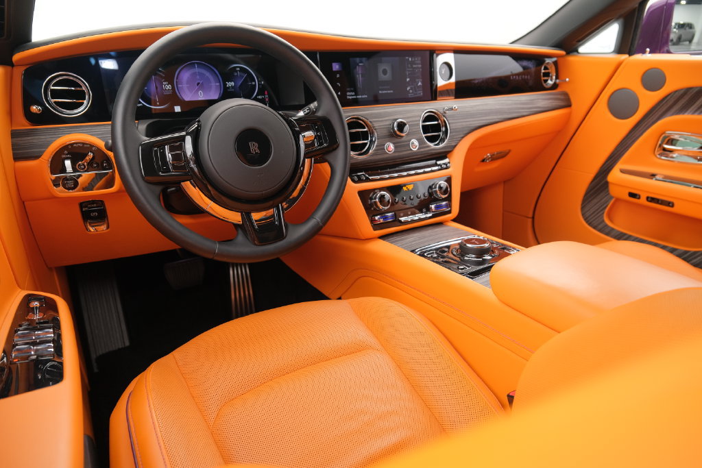 Used 2024 Rolls-Royce Spectre w/ Spectre Launch Package AWD/4WD image 31