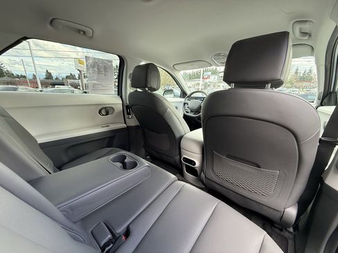 Certified 2025 Hyundai Ioniq 5 SEL image 17