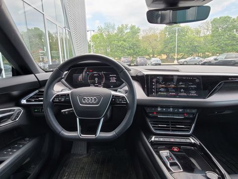 Used 2023 Audi e-tron GT Premium Plus w/ Performance Package AWD/4WD image 11