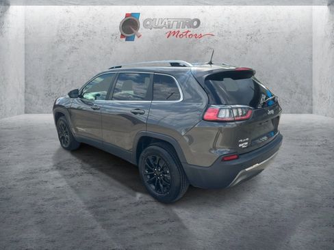Used 2021 Jeep Cherokee Latitude Lux AWD/4WD image 3