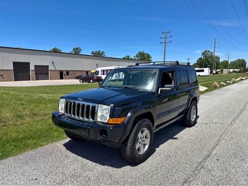Used 2008 Jeep Commander Sport AWD/4WD image 1