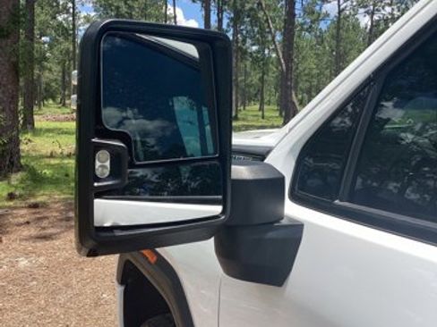 Used 2023 GMC Sierra 2500 AT4 w/ Gooseneck/5TH Wheel Package image 8