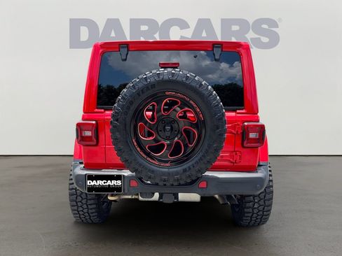 Used 2022 Jeep Wrangler Unlimited Rubicon w/ Trailer Tow Package AWD/4WD image 6