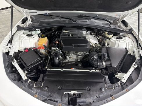 Used 2017 Chevrolet Camaro LT RWD image 21