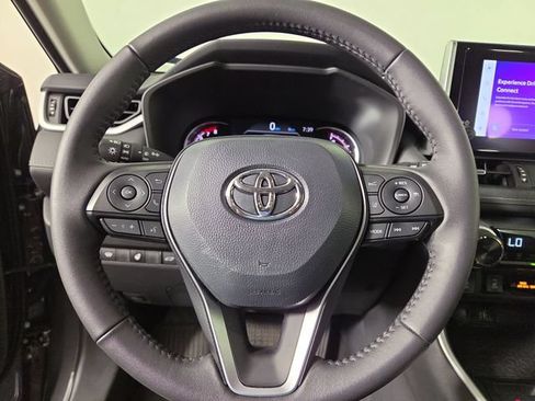 Used 2025 Toyota RAV4 XLE Premium w/ Weather Package AWD/4WD image 21
