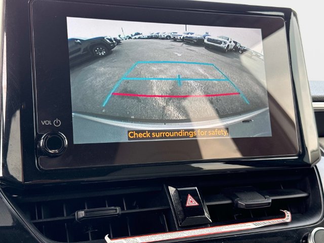 Used 2025 Toyota Corolla Cross LE FWD image 21