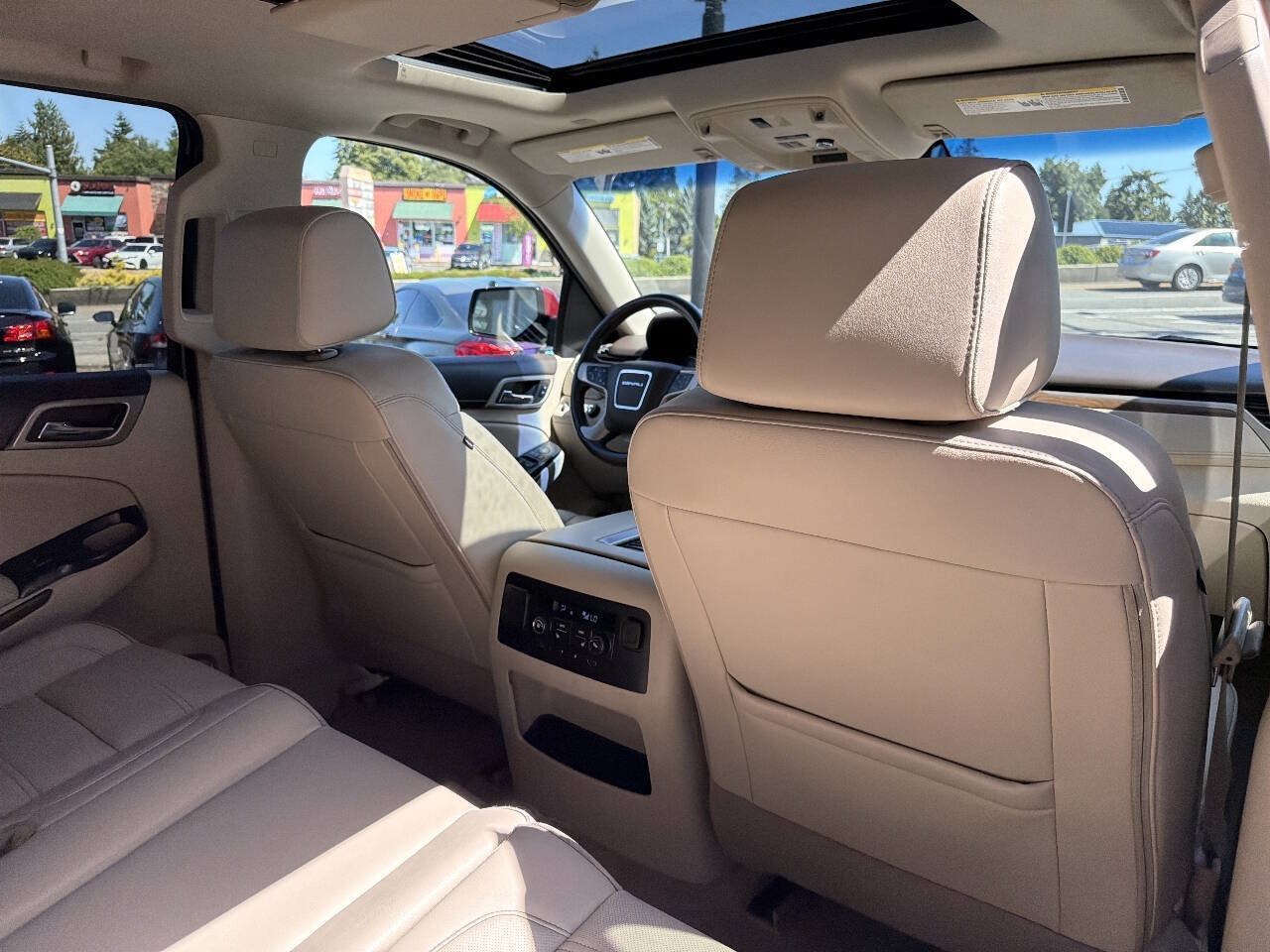 Used 2019 GMC Yukon XL Denali w/ Denali Ultimate Package AWD/4WD image 23