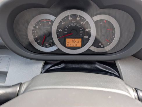 Used 2011 Toyota RAV4 4WD w/ Base L4 Extra Value Pkg image 19