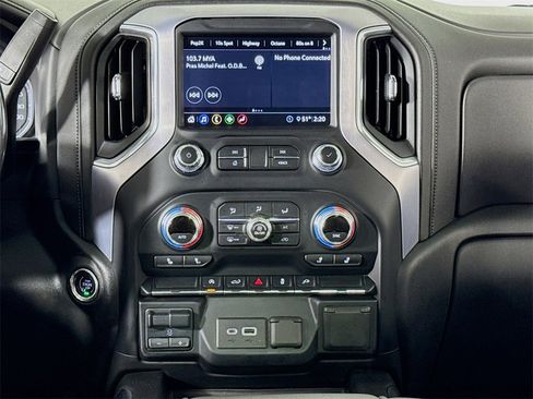 Used 2020 GMC Sierra 1500 Elevation w/ Elevation Value Package image 13