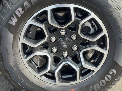 Used 2023 Ford F150 XLT w/ Equipment Group 302A High image 10