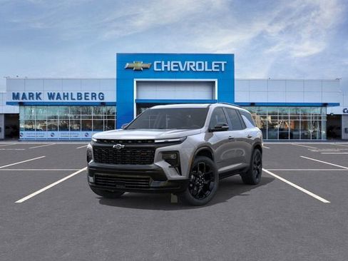 New 2026 Chevrolet Traverse RS w/ LPO, Floor Liner Package image 8