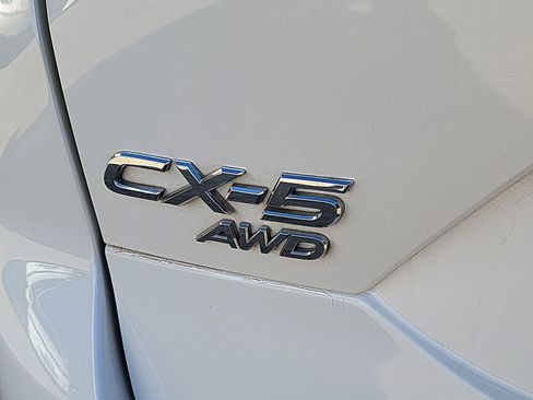 Used 2018 MAZDA CX-5 Touring image 30