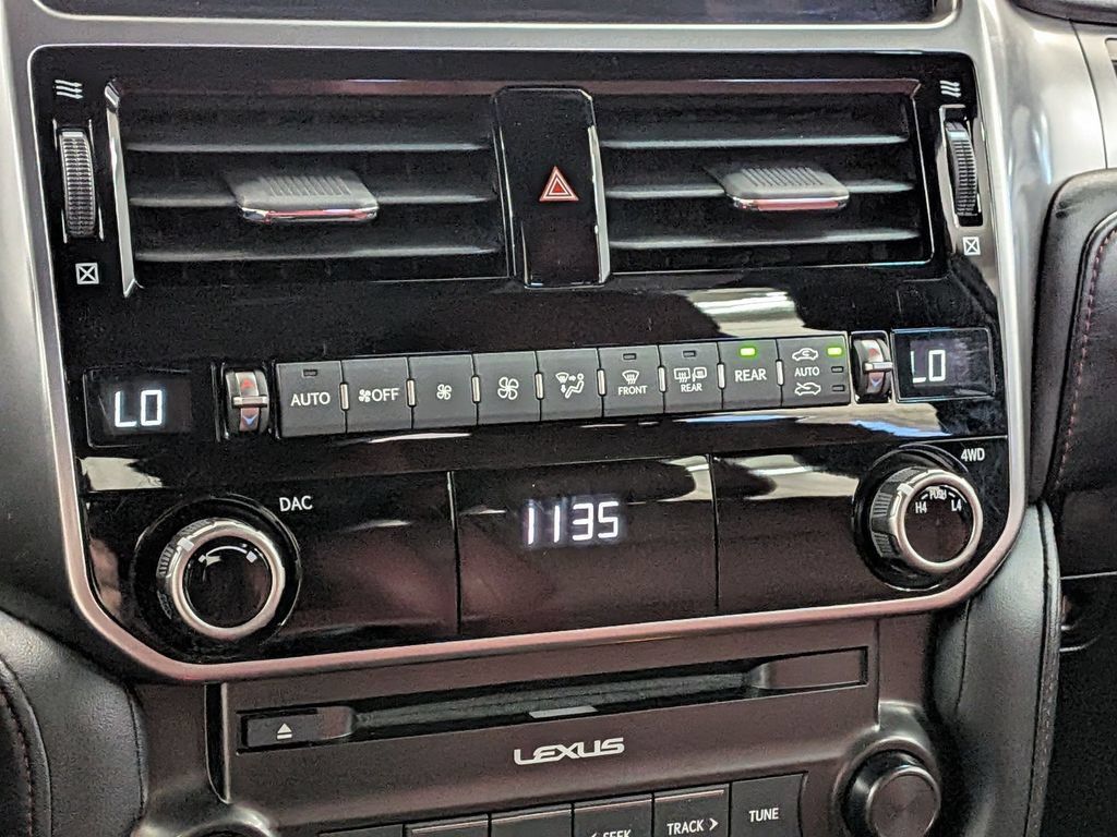 Used 2022 Lexus GX 460 Premium w/ Premium Package AWD/4WD image 24
