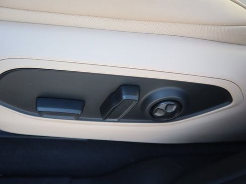 New 2025 Jeep Grand Cherokee Limited image 8