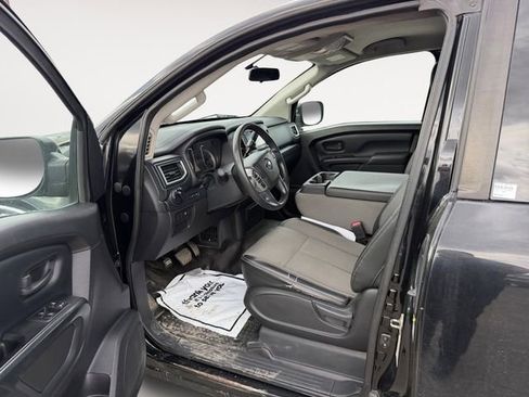Used 2018 Nissan Titan S w/ S Utility Package AWD/4WD image 9