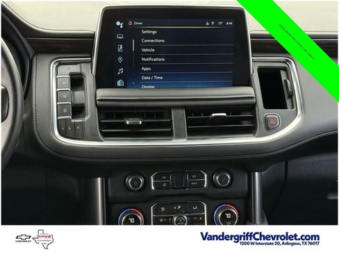 Used 2023 Chevrolet Tahoe Z71 w/ Luxury Package AWD/4WD image 17