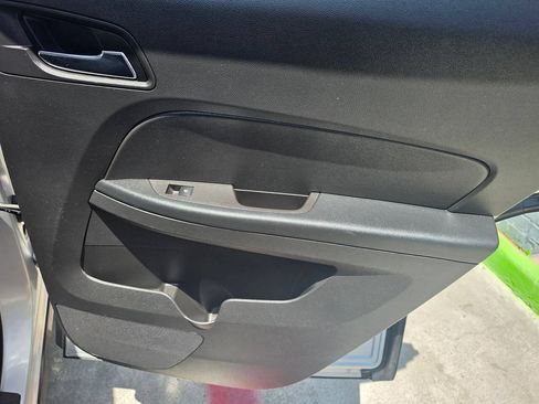 Used 2014 GMC Terrain SLE FWD image 27
