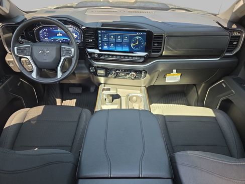 Used 2025 Chevrolet Silverado 1500 LT Trail Boss w/ Convenience Package II AWD/4WD image 36