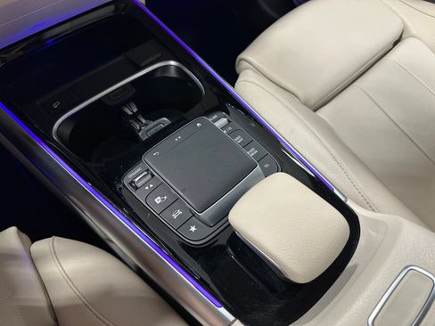 Used 2023 Mercedes-Benz GLA 250 image 28