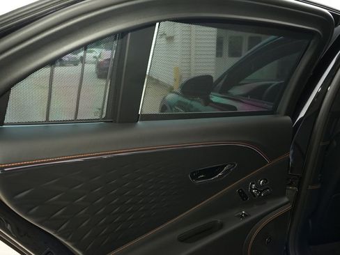 Used 2026 Bentley Flying Spur Azure image 24