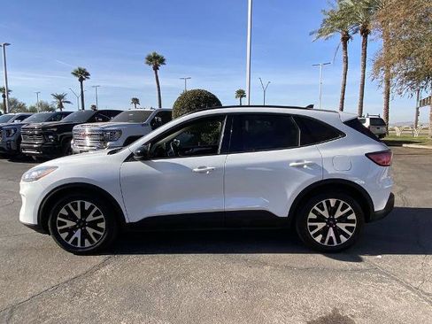 Used 2020 Ford Escape SE Sport image 4