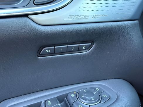 Certified 2025 Cadillac XT5 Premium Luxury image 16