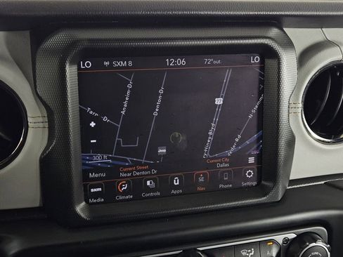 Used 2022 Jeep Wrangler Unlimited Sahara image 12