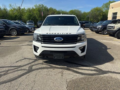 Used 2021 Ford Expedition Max Limited AWD/4WD image 2