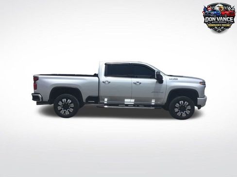 Used 2020 Chevrolet Silverado 2500 High Country w/ Z71 Off-Road Package AWD/4WD image 6