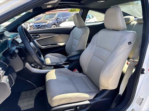 Used 2017 Honda Accord EX image 27