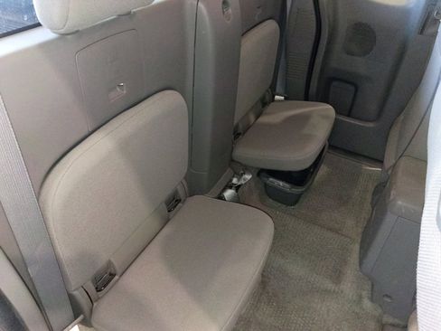 Used 2013 Nissan Frontier S image 33