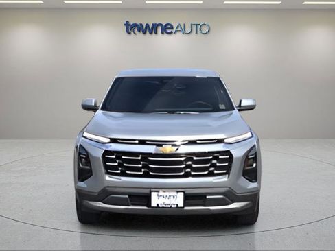 Used 2026 Chevrolet Equinox LT AWD/4WD image 8