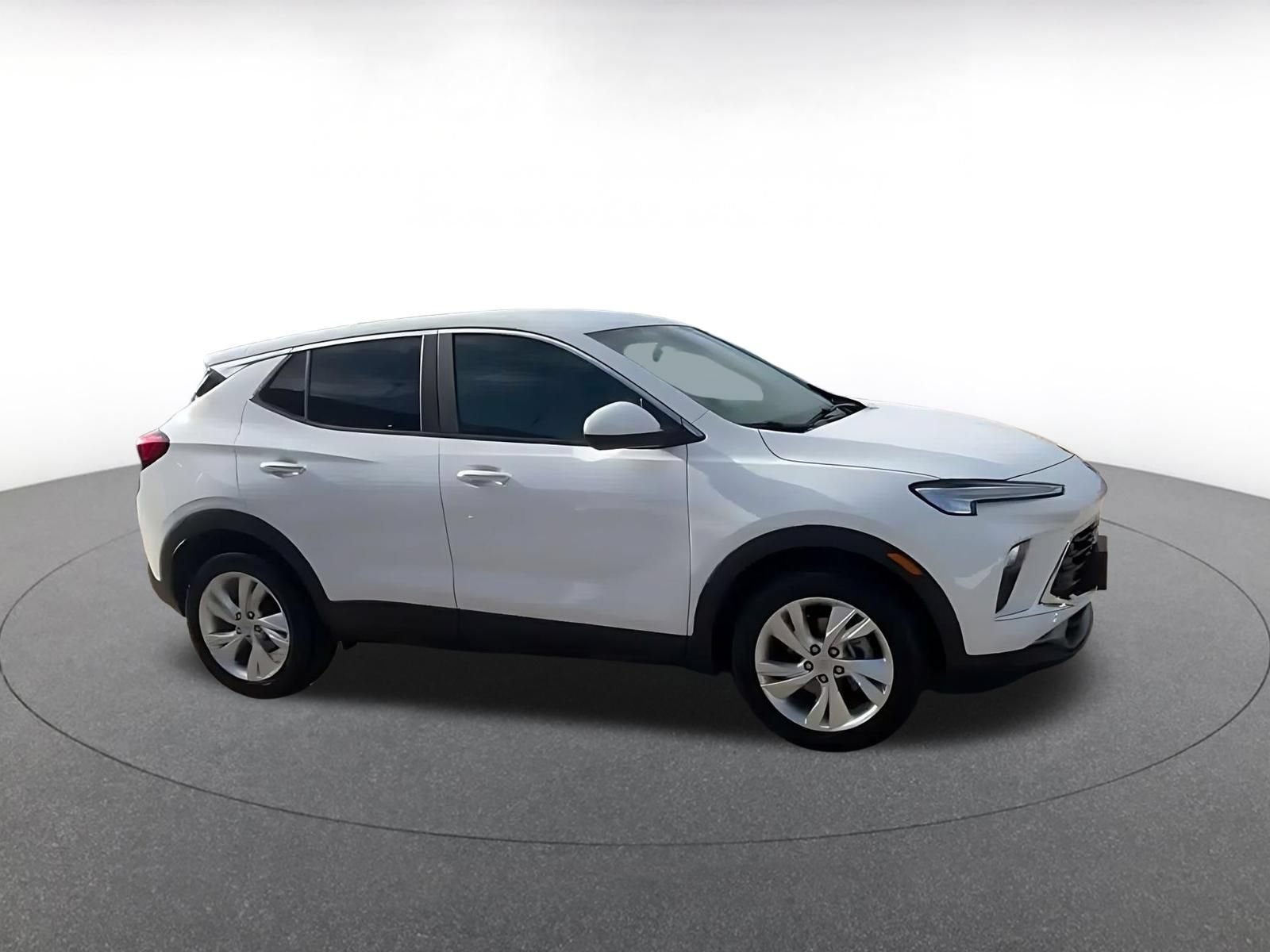 Used 2026 Buick Encore GX Preferred FWD image 2
