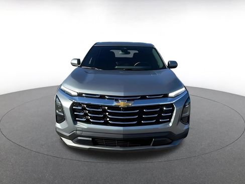 Used 2025 Chevrolet Equinox LT image 4