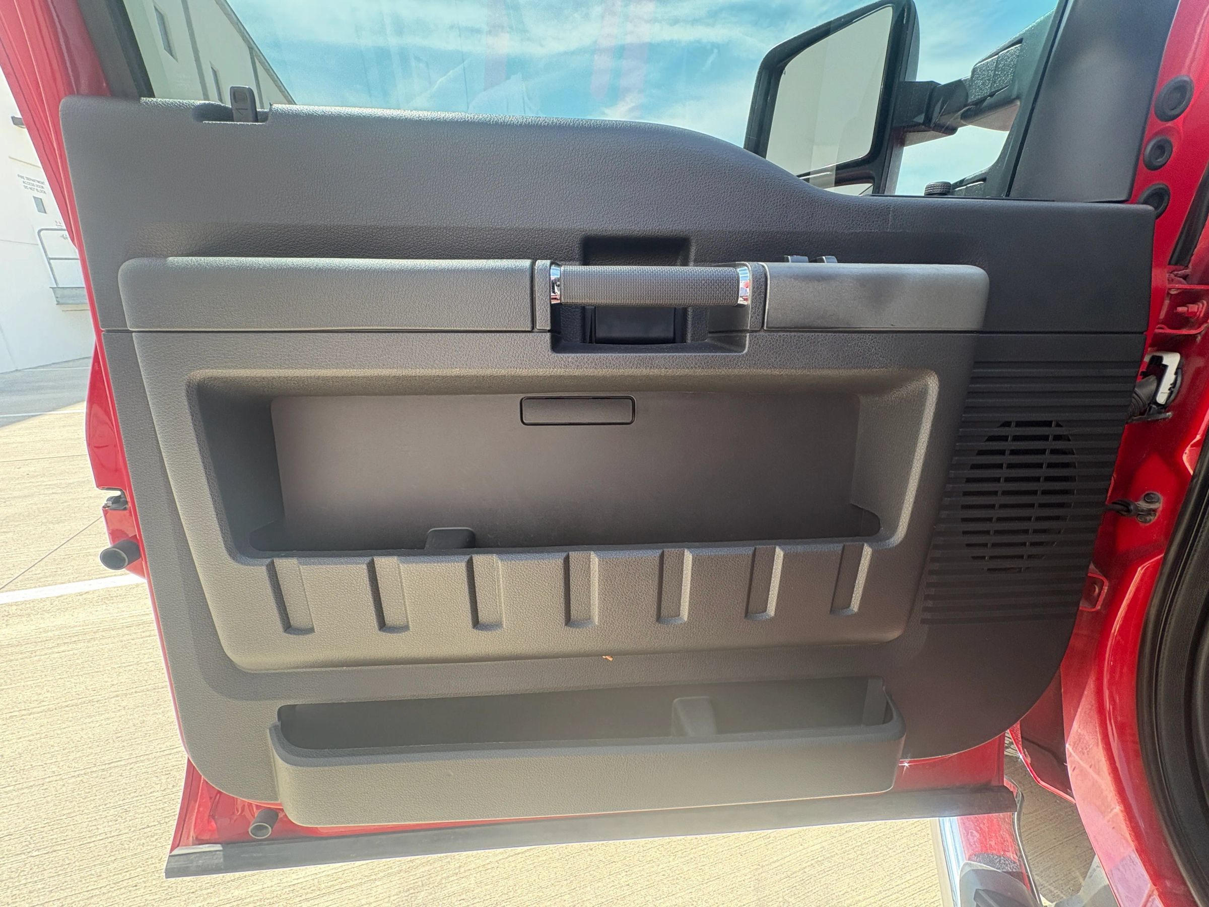 Used 2011 Ford F250 Lariat w/ Lariat Interior Pkg RWD image 24