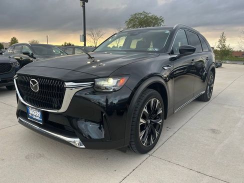 Certified 2024 MAZDA CX-90 Plug-In Hybrid w/ Premium Pkg AWD/4WD image 4