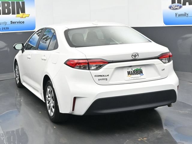 Used 2024 Toyota Corolla LE FWD image 4