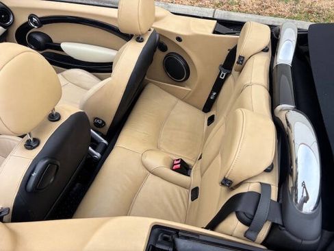 Used 2010 MINI Cooper S image 11