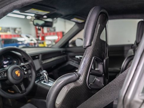 Used 2018 Porsche 911 GT3 RWD image 26