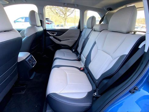 Used 2019 Subaru Forester Limited image 21