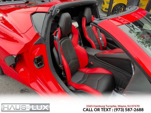 Used 2020 Chevrolet Corvette Stingray Premium Cpe w/ 3LT Preferred Equipment Group RWD image 27