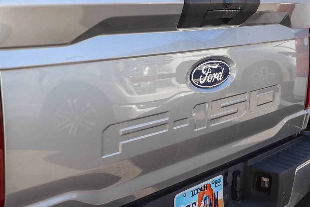 Certified 2025 Ford F150 XLT w/ Equipment Group 301A Standard AWD/4WD image 4